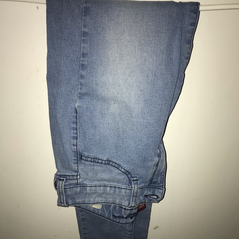 Light Wash Arizona Jeans